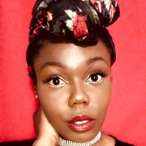 Meet your Posher, Sierra